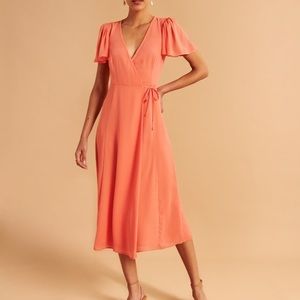 Abercrombie Midi Wrap Dress 🪸